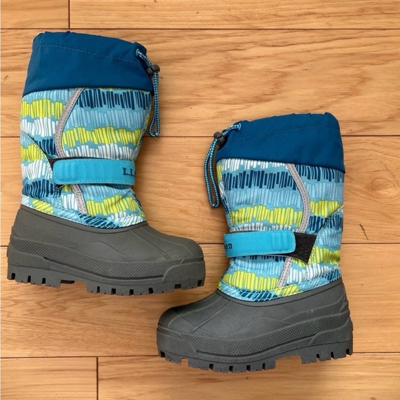 L.L. Bean Kids' Winter Boots, Size 11 - Picture 2 of 8